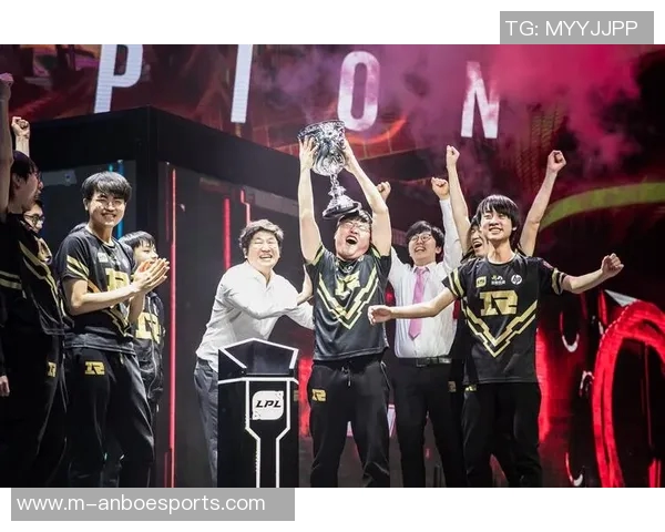 深入探讨RNG战队的实力与成就揭示英雄联盟的竞技魅力